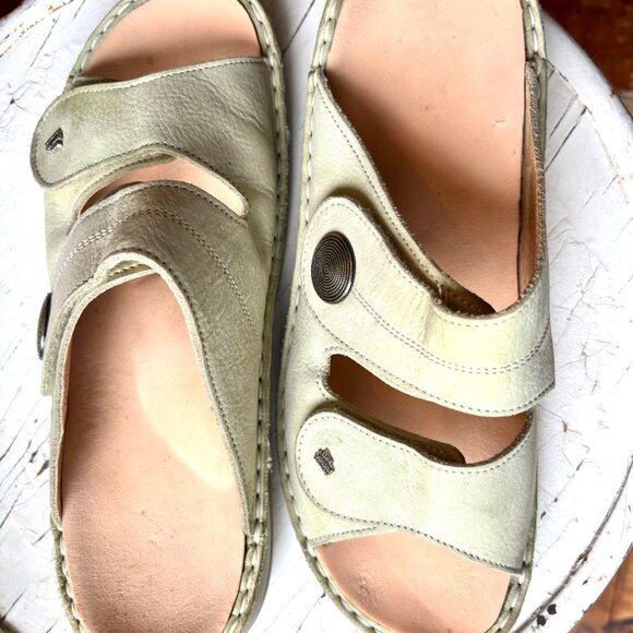 Finn Comfort Jamaika Leather Sandals, made in Germany - Picture 3 of 7